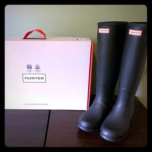 Hunter Original Tall Waterproof Rain Boots
